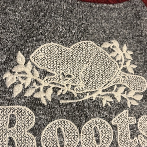 Burgundy Red & Grey Roots Canada Hoodie - size XS - Picture 4 of 16